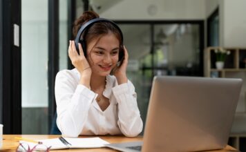 Czy nauka angielskiego przez Skype jest możliwa
